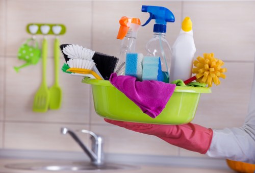 Detail cleaning of bathroom surfaces during a move in clean