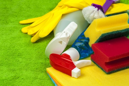 Local clearance service handling access challenges in a Richmond flat